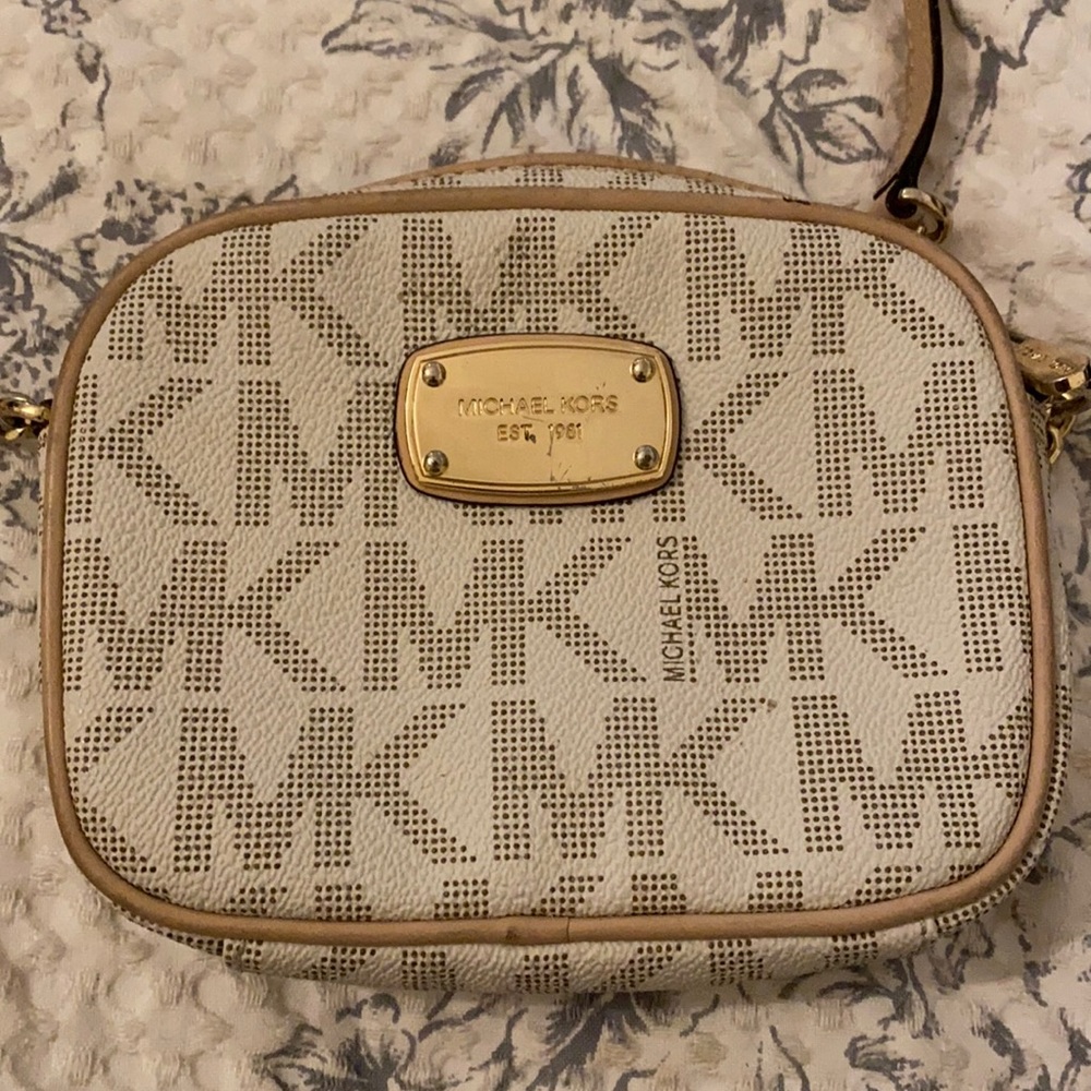 Michael Kors crossbody
